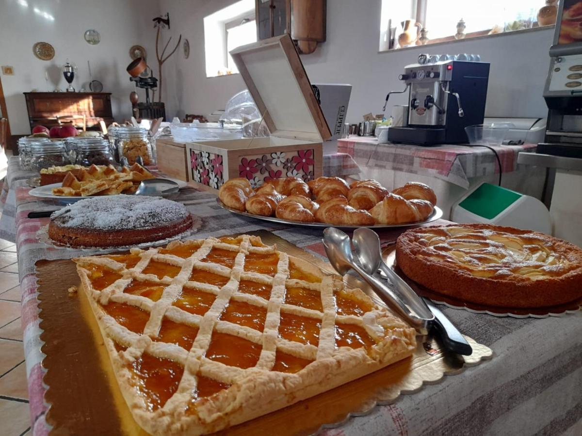 Agriturismo Casella Del Piano Gubbio Kültér fotó