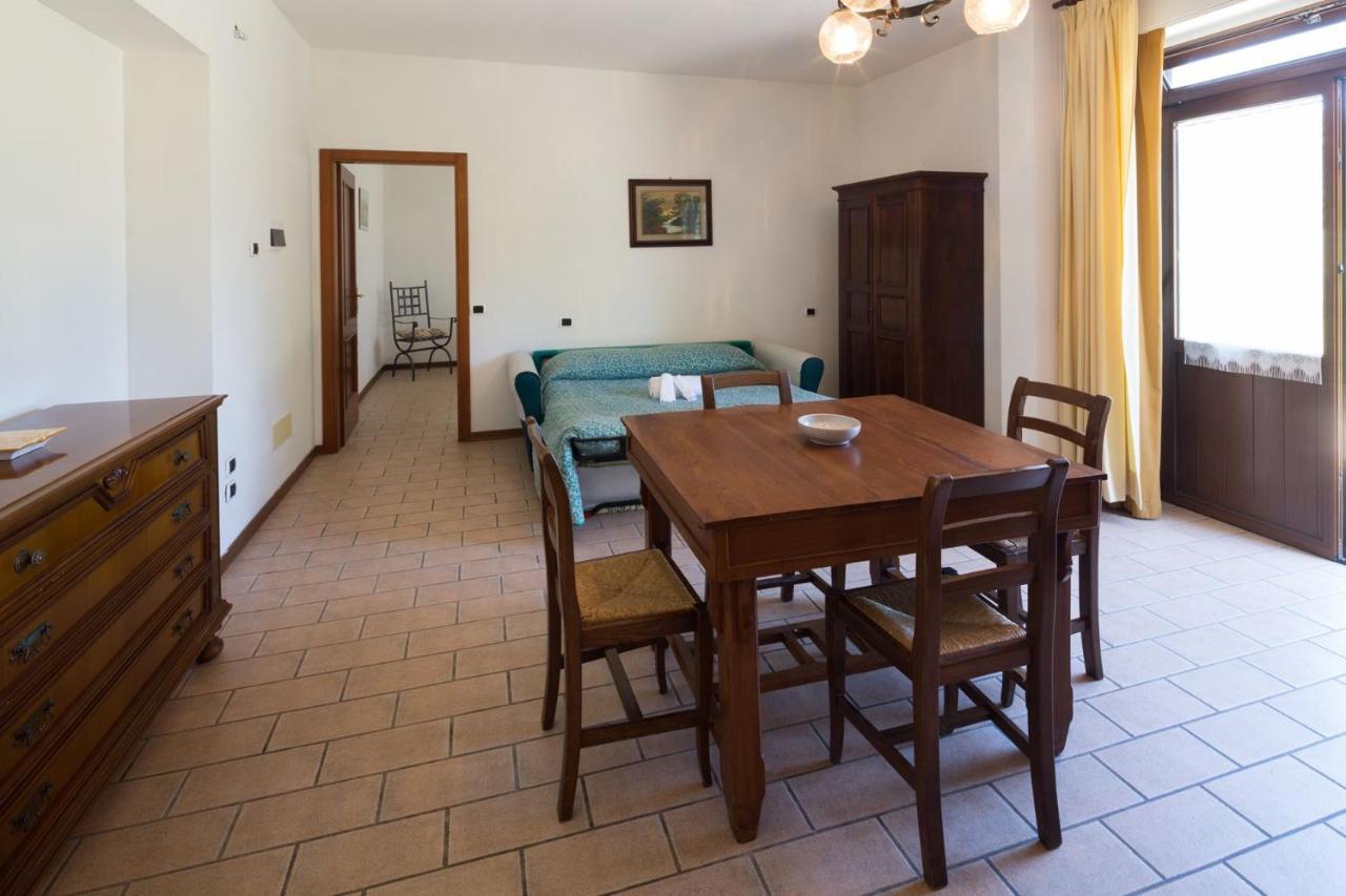 Agriturismo Casella Del Piano Gubbio Kültér fotó