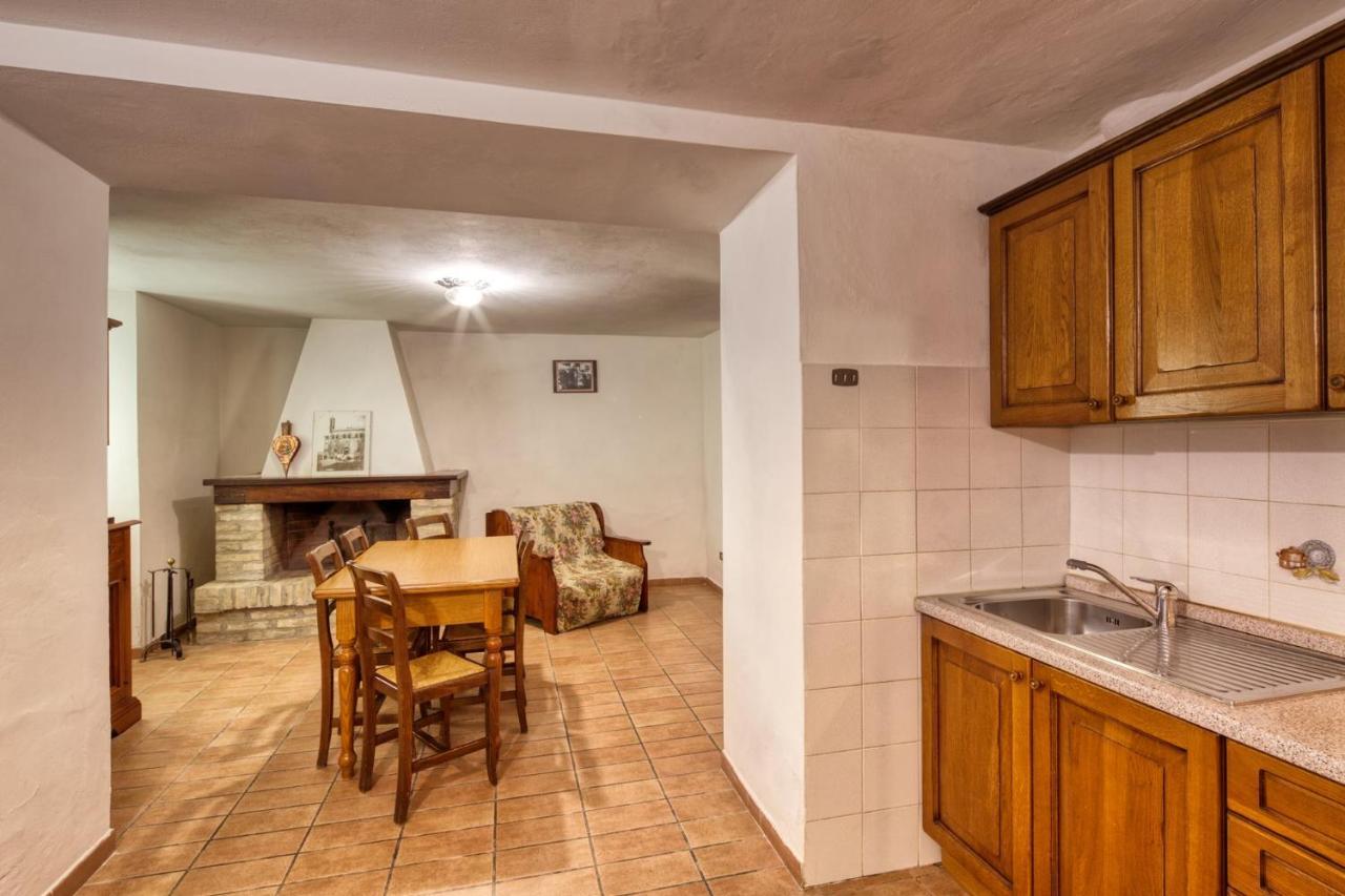 Agriturismo Casella Del Piano Gubbio Kültér fotó