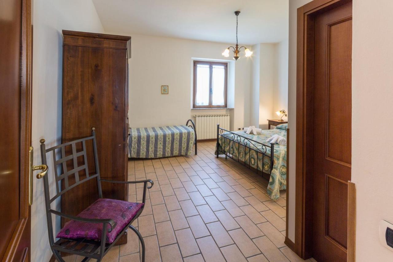 Agriturismo Casella Del Piano Gubbio Kültér fotó