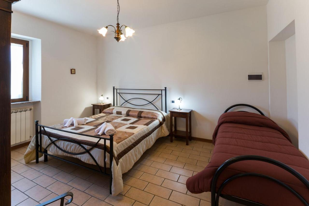 Agriturismo Casella Del Piano Gubbio Kültér fotó