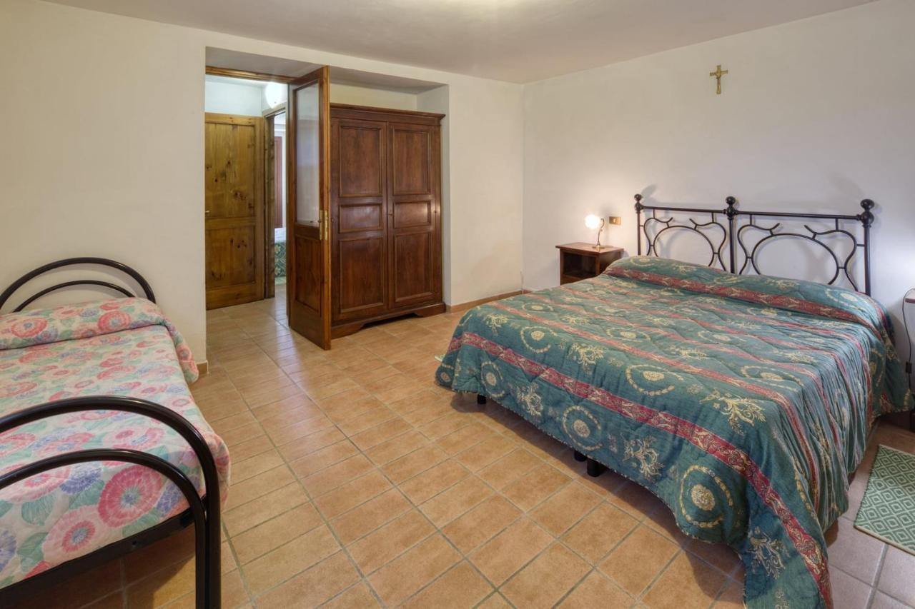 Agriturismo Casella Del Piano Gubbio Kültér fotó