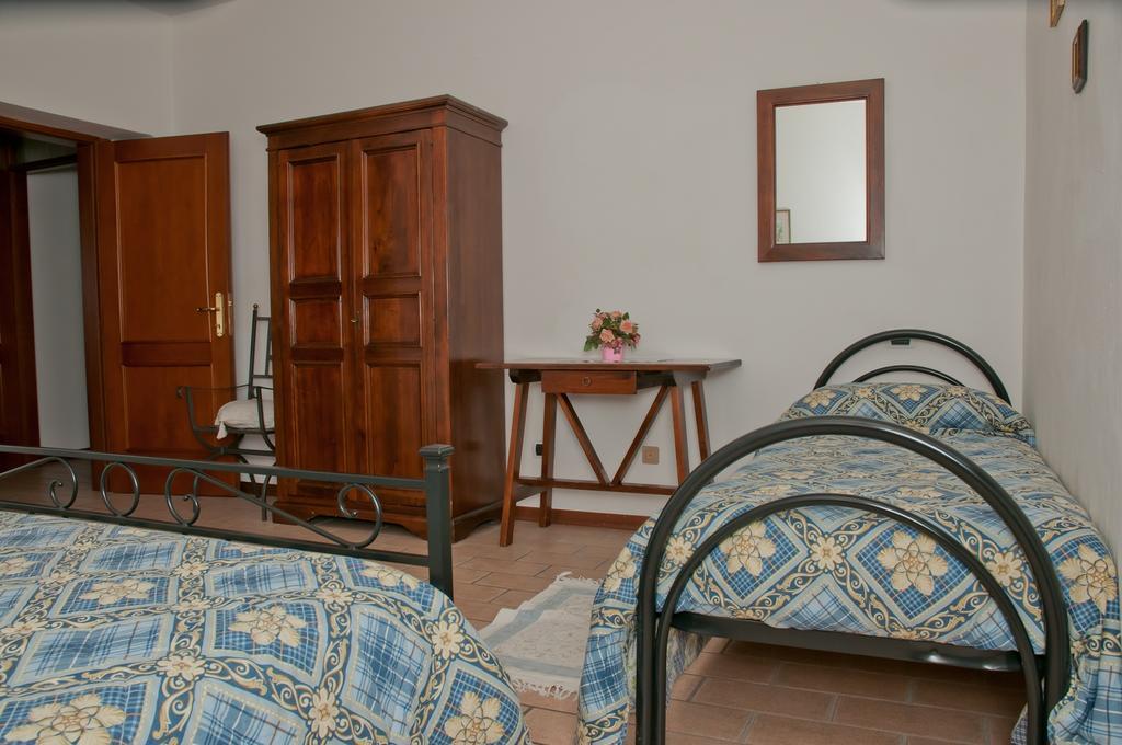 Agriturismo Casella Del Piano Gubbio Kültér fotó