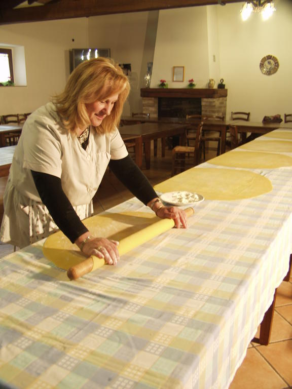 Agriturismo Casella Del Piano Gubbio Kültér fotó